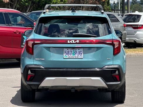 Used 2024 Kia Seltos EX AWD/4WD image 5