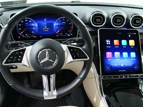 Certified 2025 Mercedes-Benz C 300 4MATIC Sedan image 20