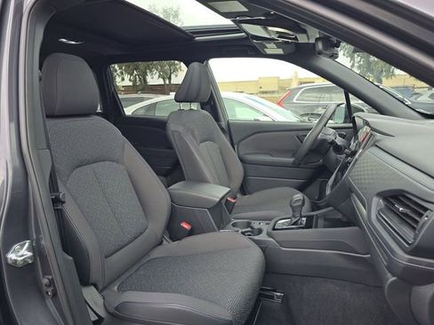 Used 2025 Subaru Forester Premium AWD/4WD image 8