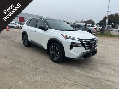 Certified 2025 Nissan Rogue SL w/ Tech Package