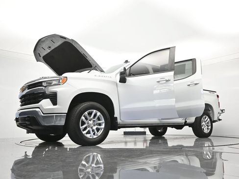 Used 2024 Chevrolet Silverado 1500 LT AWD/4WD image 49