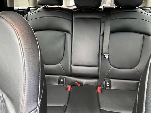 Used 2019 MINI Cooper Clubman S w/ Storage Package image 18