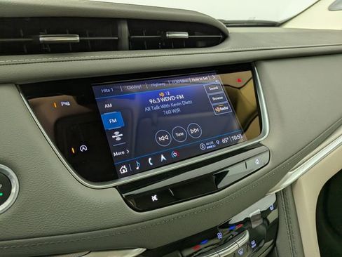 Certified 2023 Cadillac XT5 Premium Luxury AWD/4WD image 21