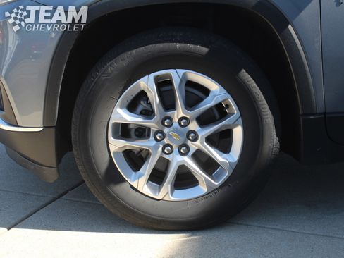 Used 2021 Chevrolet Traverse LT AWD/4WD image 30
