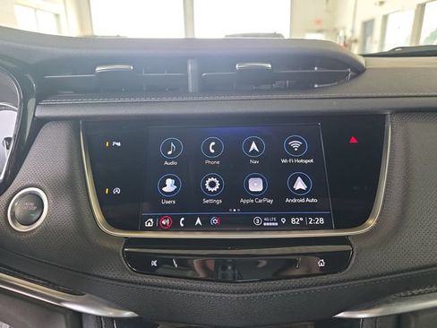 Certified 2024 Cadillac XT5 Sportv w/ LPO, Floor Liner Package AWD/4WD image 20