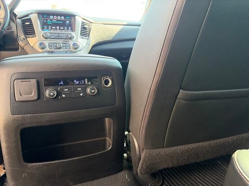 Used 2020 GMC Yukon XL SLT AWD/4WD image 33