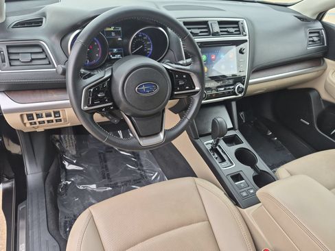 Used 2019 Subaru Outback 2.5i Limited AWD/4WD image 10
