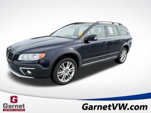 Used 2016 Volvo XC70 T5 Premier w/ Protection Package image 1