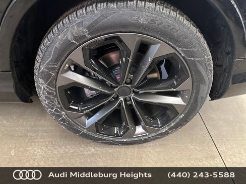 Used 2026 Audi Q7 2.0T Premium AWD/4WD image 31