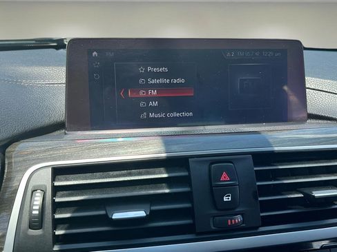 Used 2018 BMW 330i xDrive Sedan w/ Convenience Package AWD/4WD image 39