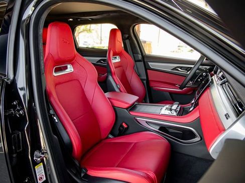 New 2026 Jaguar F-PACE R-Dynamic S image 25