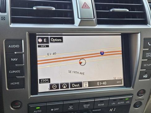 Used 2017 Lexus GX 460 Premium image 16