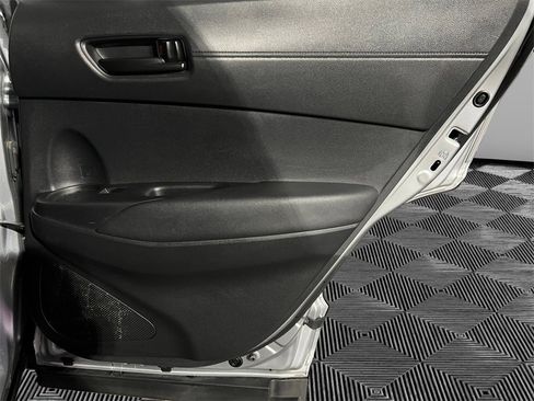 Used 2023 Toyota Corolla Cross LE image 16