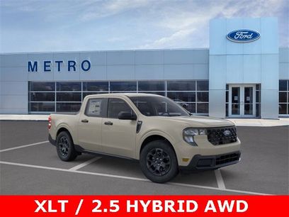 New 2025 Ford Maverick XLT w/ Equipment Group 301A
