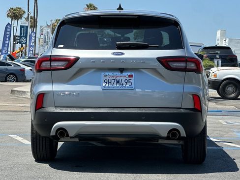 Used 2023 Ford Escape Active w/ Tech Pack #2 FWD image 5