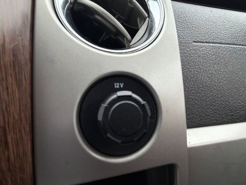 Used 2014 Ford F150 Lariat w/ Equipment Group 502A Luxury image 23