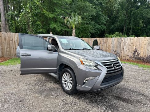 Used 2014 Lexus GX 460 w/ Premium Package AWD/4WD image 29