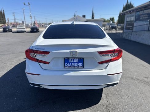 Used 2019 Honda Accord LX image 5