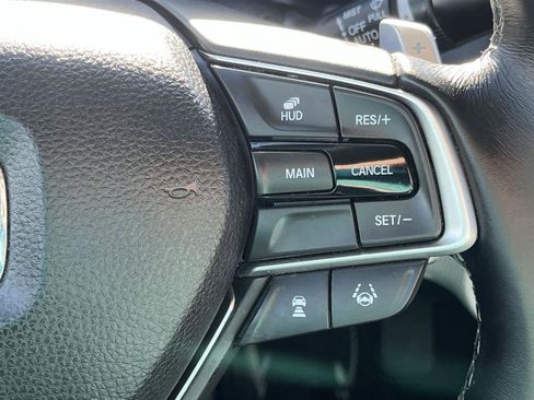 Used 2018 Honda Accord Touring image 29