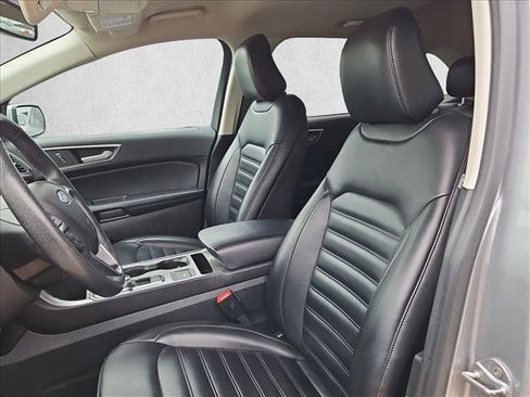 Certified 2022 Ford Edge SEL w/ Convenience Package image 9