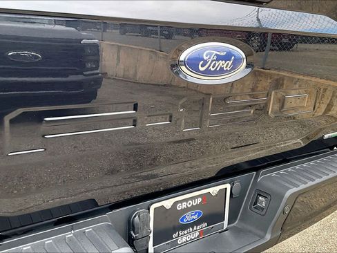 Used 2022 Ford F150 XLT w/ Equipment Group 302A High image 10