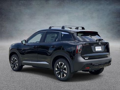 New 2026 Nissan Kicks SV w/ Cold Weather Package AWD/4WD image 4