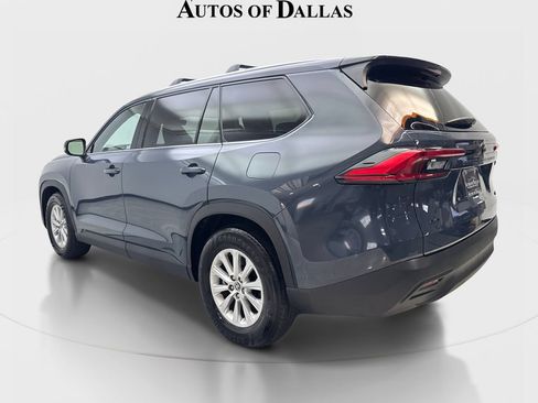 Used 2024 Toyota Grand Highlander AWD image 9