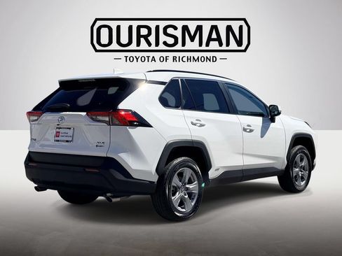 Certified 2025 Toyota RAV4 XLE AWD/4WD image 21