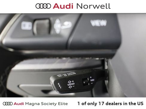 Certified 2025 Audi Q8 Prestige AWD/4WD image 27