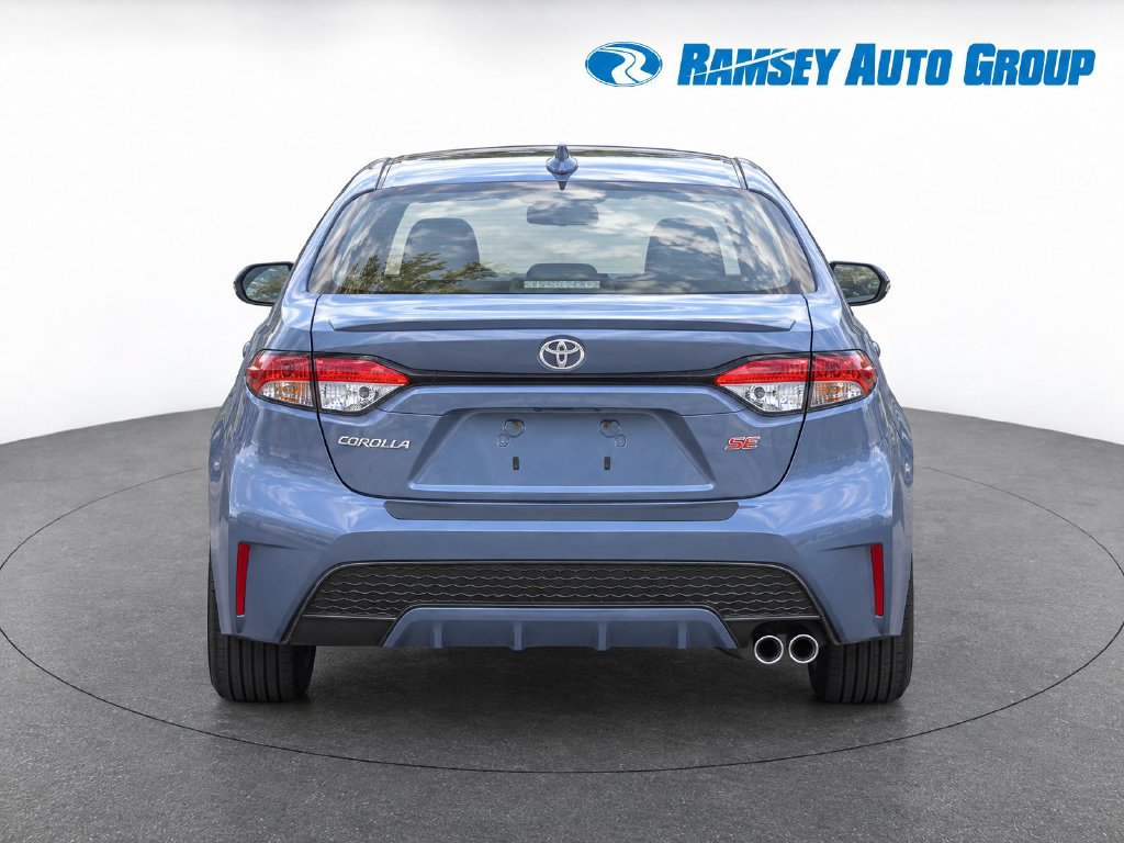 Used 2021 Toyota Corolla SE w/ SE Premium Package FWD image 7