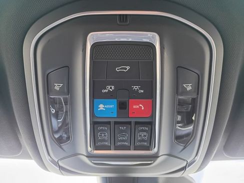 New 2026 Jeep Grand Cherokee L Limited AWD/4WD image 17