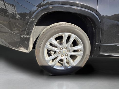 Used 2023 Chevrolet Traverse High Country w/ LPO, 'HIT The Road' Package image 26