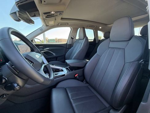 Used 2025 Audi Q5 Premium Plus AWD/4WD image 28