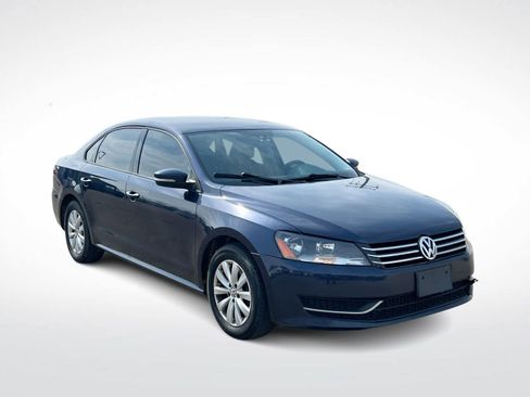 Used 2015 Volkswagen Passat 1.8T Wolfsburg Edition FWD image 2