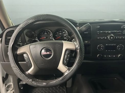 Used 2011 GMC Sierra 1500 SLE w/ Power Tech Package RWD image 10