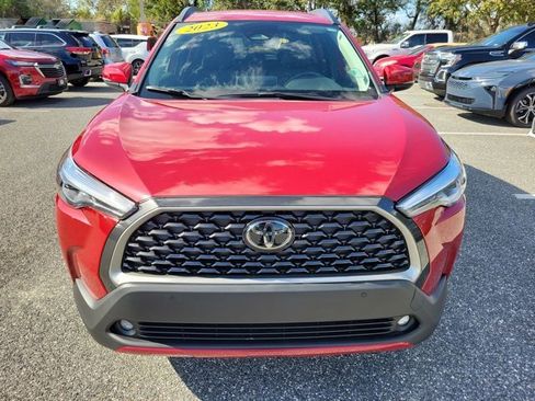 Used 2023 Toyota Corolla Cross XLE image 15