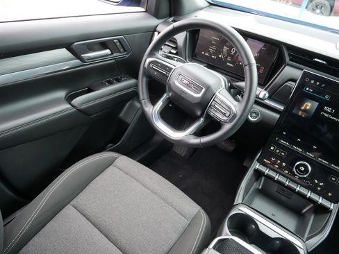 Used 2025 GMC Terrain Elevation image 9