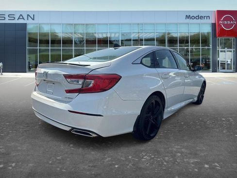Used 2021 Honda Accord Sport image 5