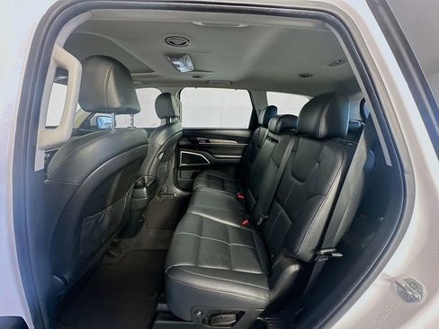 Used 2022 Kia Telluride EX FWD image 25