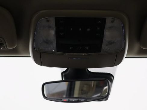 Used 2021 Jeep Grand Cherokee Overland AWD/4WD image 27