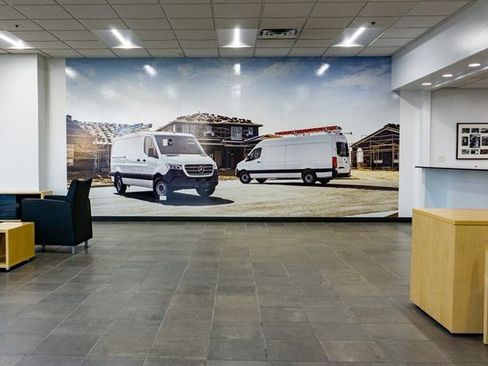 Used 2022 Mercedes-Benz Sprinter 2500 image 18