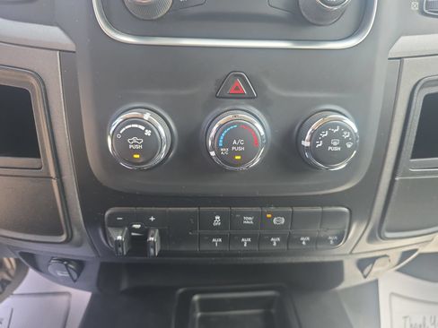 Used 2017 RAM 3500 Tradesman w/ Power & Remote Entry Group AWD/4WD image 21