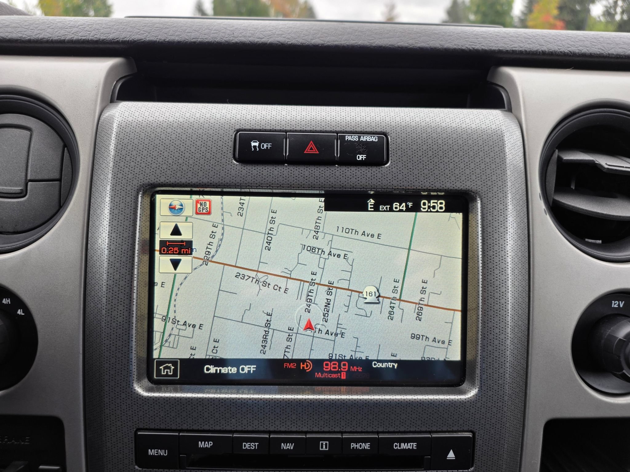 Used 2011 Ford F150 Raptor AWD/4WD image 20