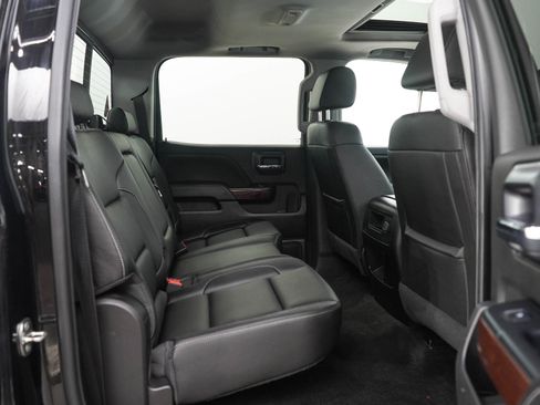 Used 2018 GMC Sierra 1500 SLT w/ SLT Premium Package AWD/4WD image 12