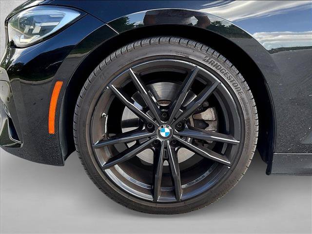 Used 2021 BMW 330i Sedan w/ M Sport Package RWD image 10
