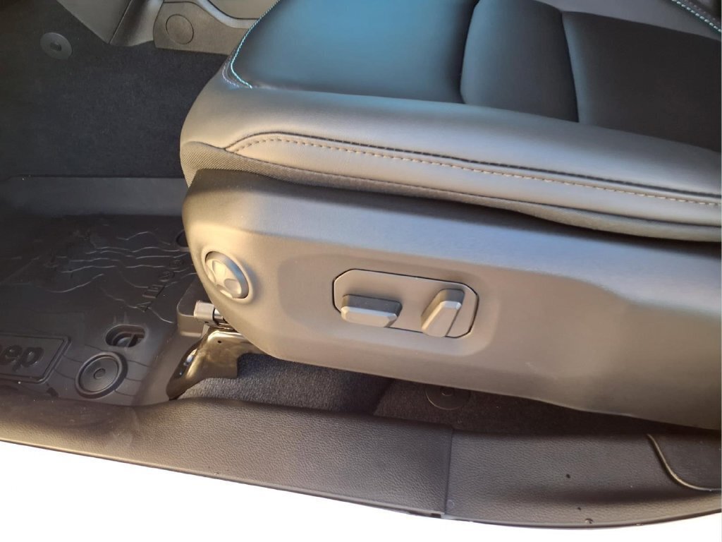 New 2026 Jeep Gladiator Mojave AWD/4WD image 15