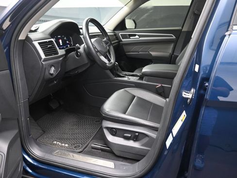 Used 2022 Volkswagen Atlas SE FWD image 17