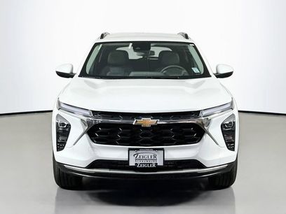 New 2026 Chevrolet Trax LT w/ Driver Confidence Package