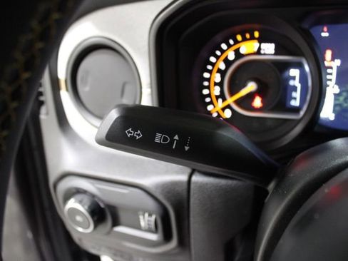 Used 2024 Jeep Wrangler Willys image 38