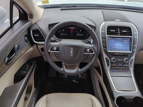 Certified 2020 Lincoln Nautilus Reserve FWD image 16